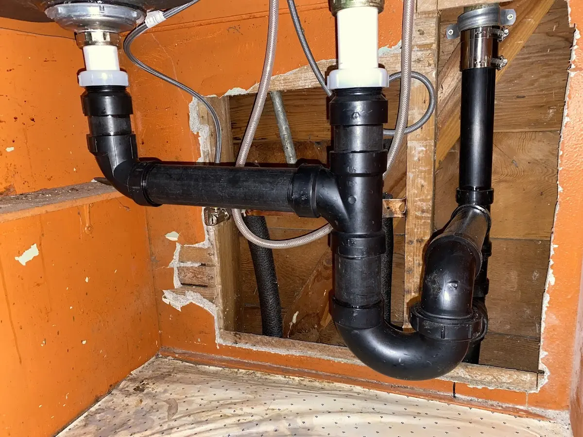 Professional Pipe Bursting equipment and tools on the job in Western Springs